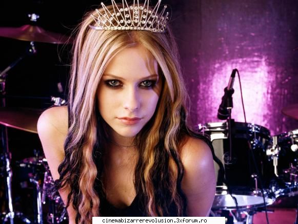 pictures with avril lavigne pun eu&nbsp; &nbsp; Moderator
