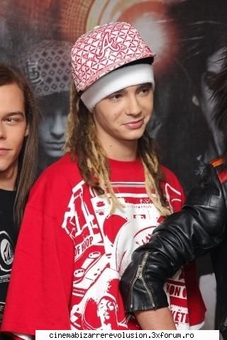 pictures with tom dah...19 &nbsp; &nbsp;