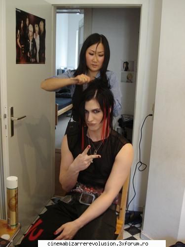 :rolleyes:  :finger:  :rotfl: picks with yu