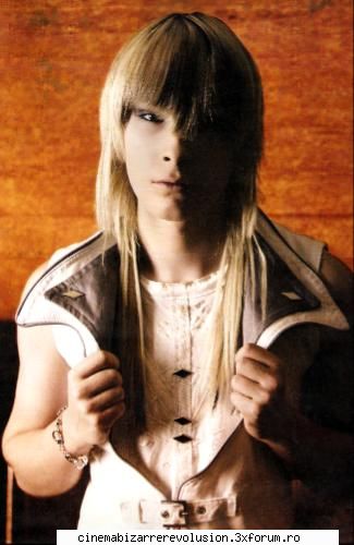 aici e sexos picks with shin